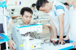 PHƯƠNG PHÁP THAY THẾ DÂY ĐAI CHÍNH CỦA MÁY TRẦN ĐÈ ĐẾ ỐNG